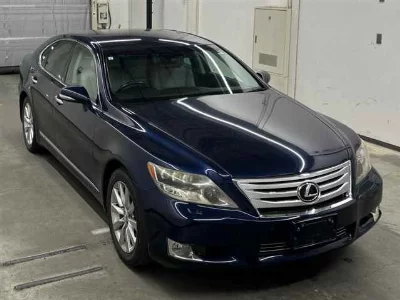 Lexus LS600h