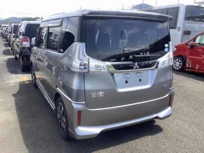 Mitsubishi Delica D:2