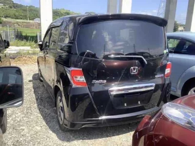 Honda Freed Spike