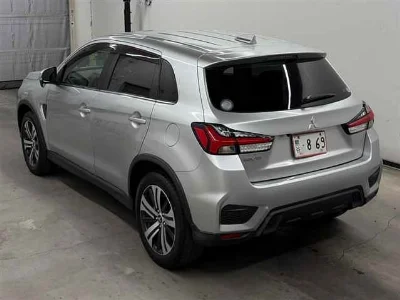 Mitsubishi RVR