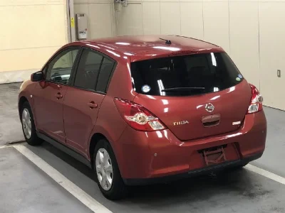 Nissan Tiida