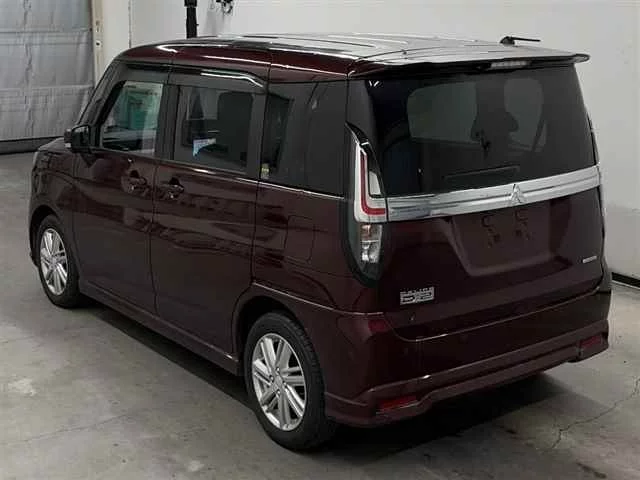Mitsubishi Delica D:2  с аукциона в Японии