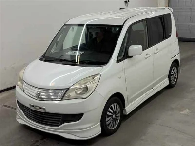 Mitsubishi Delica D:2