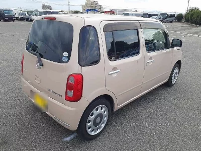 Daihatsu Mira Cocoa
