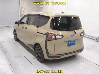 Toyota Sienta