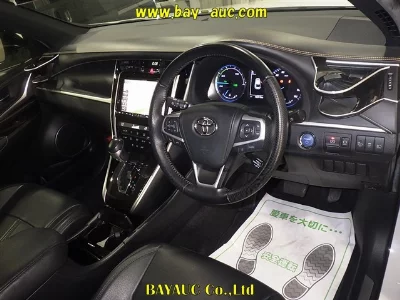 Toyota HARRIER HYBRID