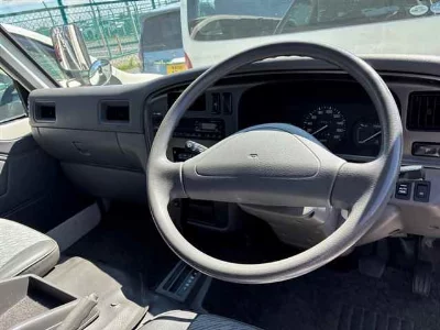 NISSAN CARAVAN WAGON