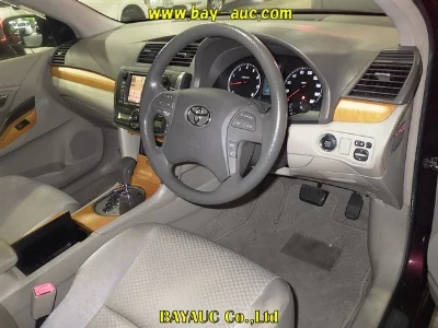 TOYOTA PREMIO