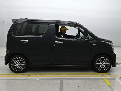 Suzuki WAGON R STINGRAY
