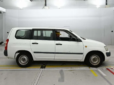 Toyota SUCCEED VAN