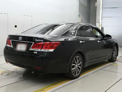 Toyota CROWN HYBRID