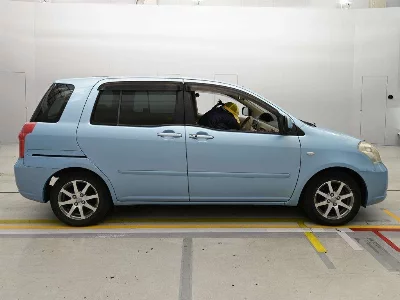 Toyota Raum