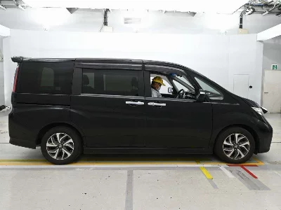 Honda STEPWGN SPADA