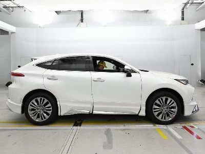 Toyota HARRIER HYBRID