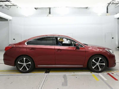 Subaru LEGACY B4