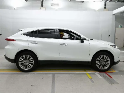 Toyota HARRIER HYBRID