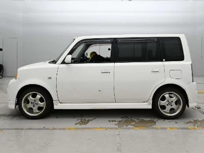 Toyota bB