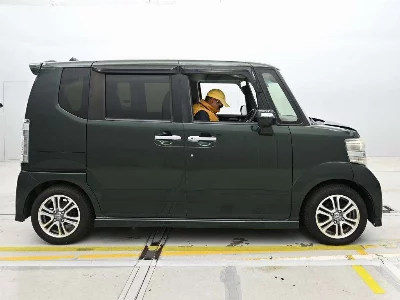 Honda N BOX+CUSTOM
