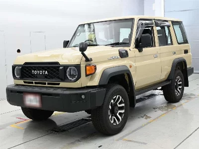 Toyota LAND CRUISER 70