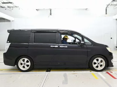 Honda STEPWGN SPADA