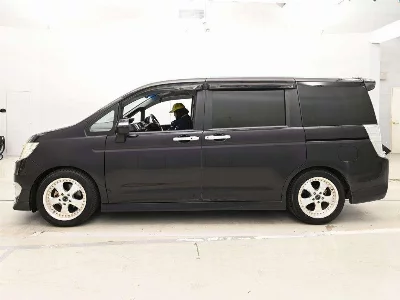 Honda STEPWGN SPADA