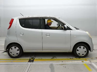 Suzuki MRWAGON