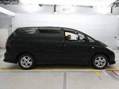Toyota ESTIMA L