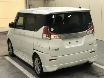 Mitsubishi Delica D:2