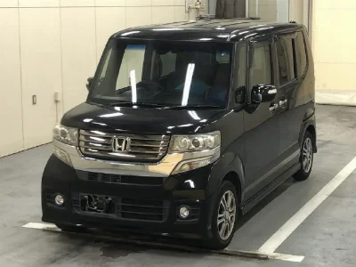 Honda N BOX CUSTOM