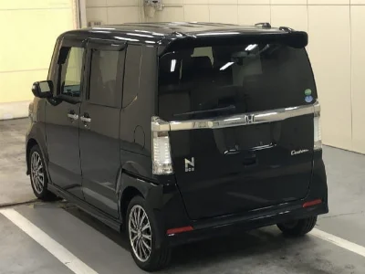 Honda N BOX CUSTOM