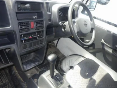 Nissan NT100 Clipper