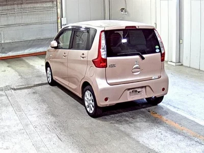 Mitsubishi eK Wagon