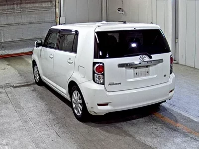 Toyota Corolla Rumion