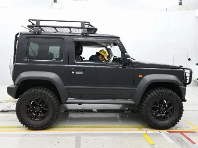 Suzuki Jimny Sierra