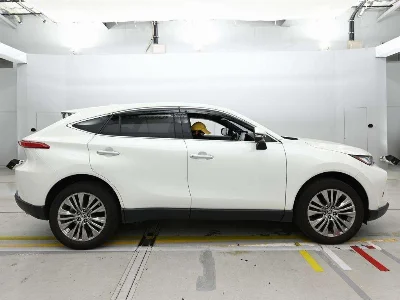 Toyota HARRIER HYBRID