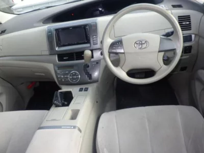 Toyota Estima Hybrid