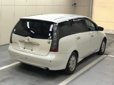 Mitsubishi Grandis
