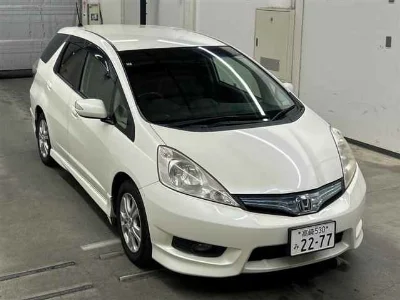 Honda FIT SHUTTLE HYBRID