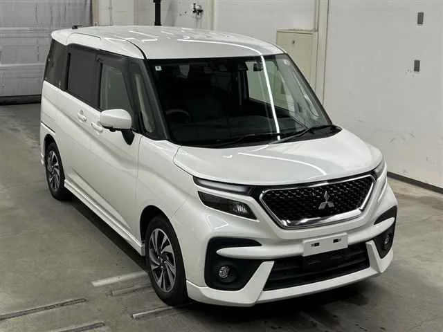 Mitsubishi Delica D:2  с аукциона в Японии