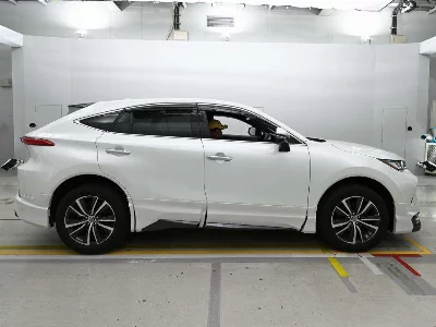 Toyota HARRIER HYBRID