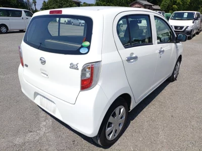 Daihatsu MIRA E S