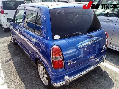 Daihatsu Mira Gino
