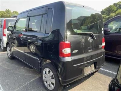 Daihatsu Move Conte