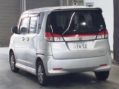 Suzuki Solio
