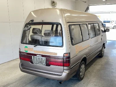 Toyota HIACE WAGON