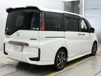 Honda STEPWGN SPADA