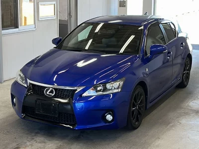 Lexus CT200h