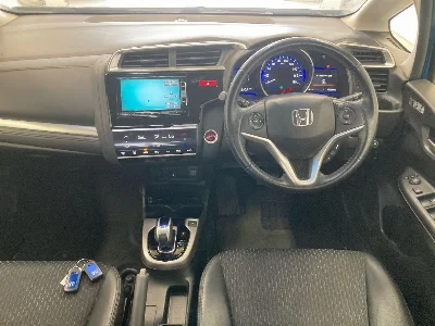 Honda FIT HYBRID