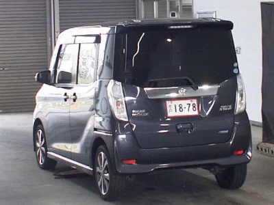 Nissan Dayz Roox