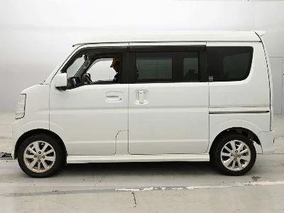 Nissan NV100 Clipper Rio